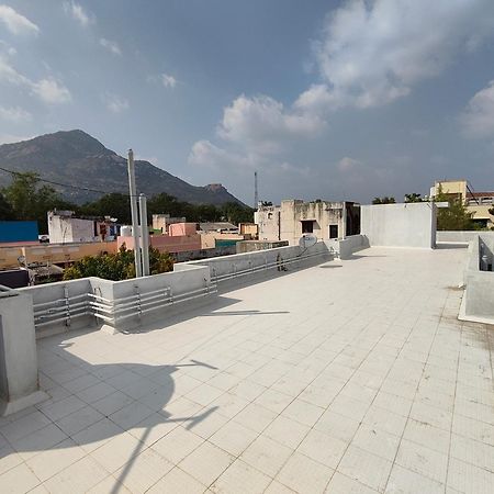 Tiruvannāmalai Nivas Hill View Homestay מראה חיצוני תמונה